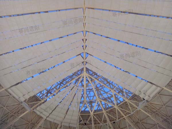 興安盟體育館電動遮陽簾