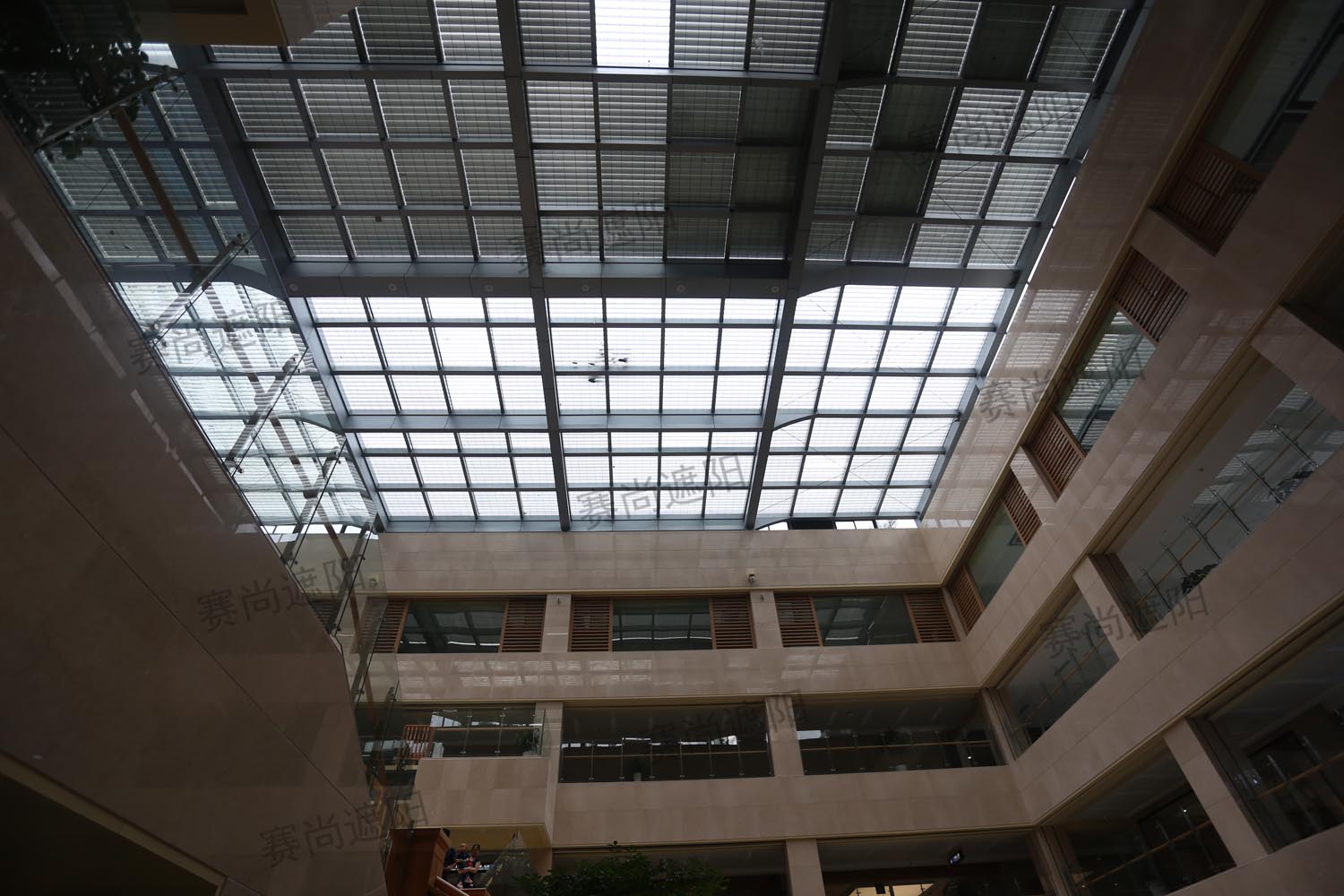 義烏天祥醫(yī)療東方醫(yī)院遮陽工程