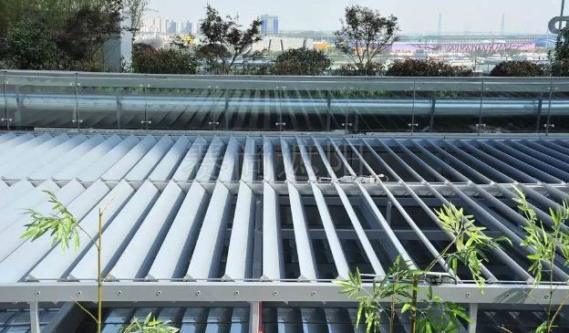 幕墻外側(cè)活動外遮陽設(shè)施