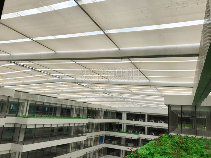 京東研發制造中心FTS電動天棚遮陽簾實景圖