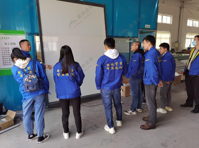 圖：培訓現場，總經理發言