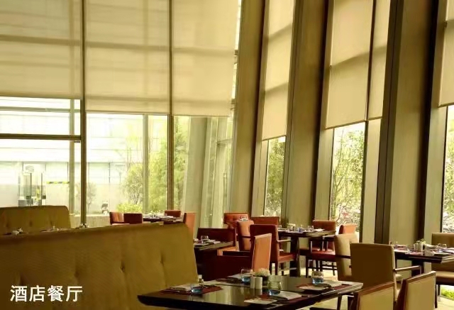 酒店餐廳卷簾實景圖