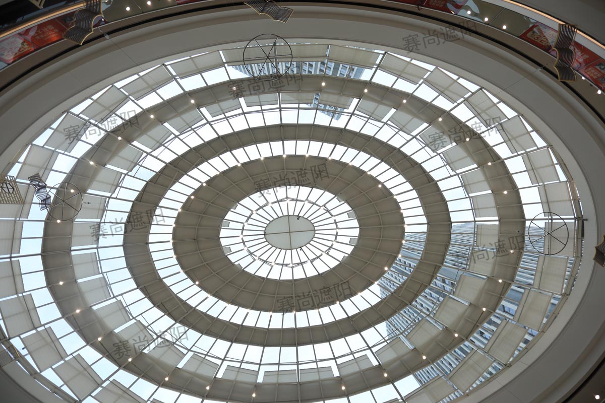 FSS電動(dòng)天棚簾商場(chǎng)遮陽(yáng)應(yīng)用