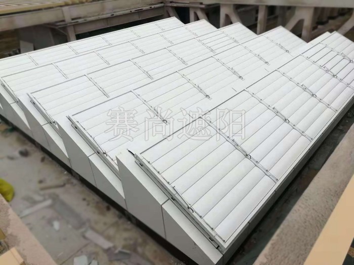 濟寧文化中心廣場幕墻戶外電動遮陽百葉工程實景效果